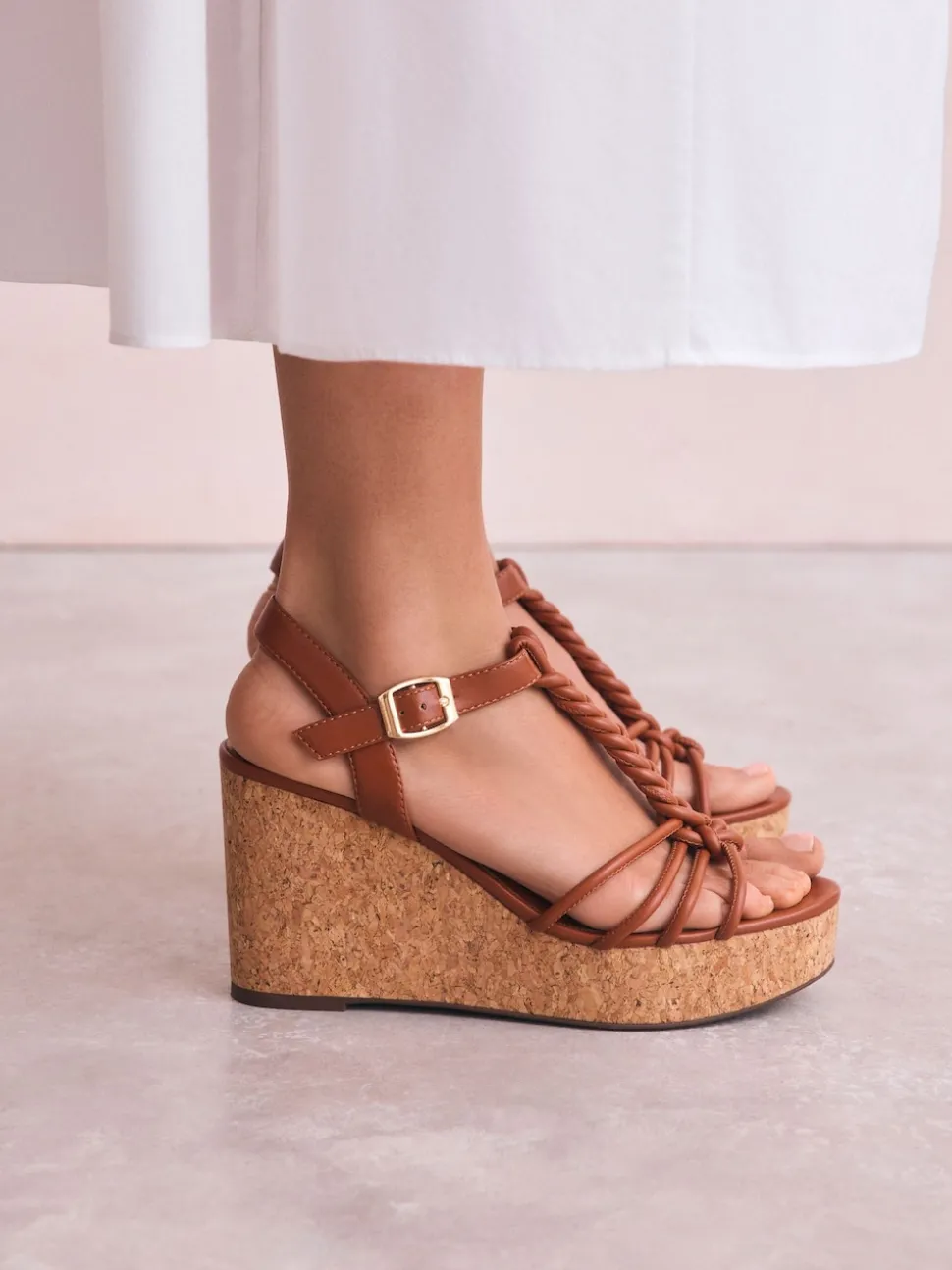 Marron fauve - Talons compensés à lanières tressées Forever Comfort®