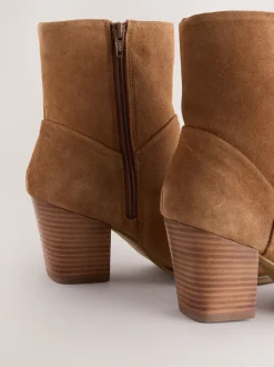 Marron fauve en daim - Bottines western à talons carrés