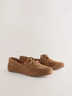 Marron fauve en daim - Chaussures bateau en cuir à bout rond