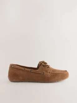 Marron fauve en daim - Chaussures bateau en cuir à bout rond