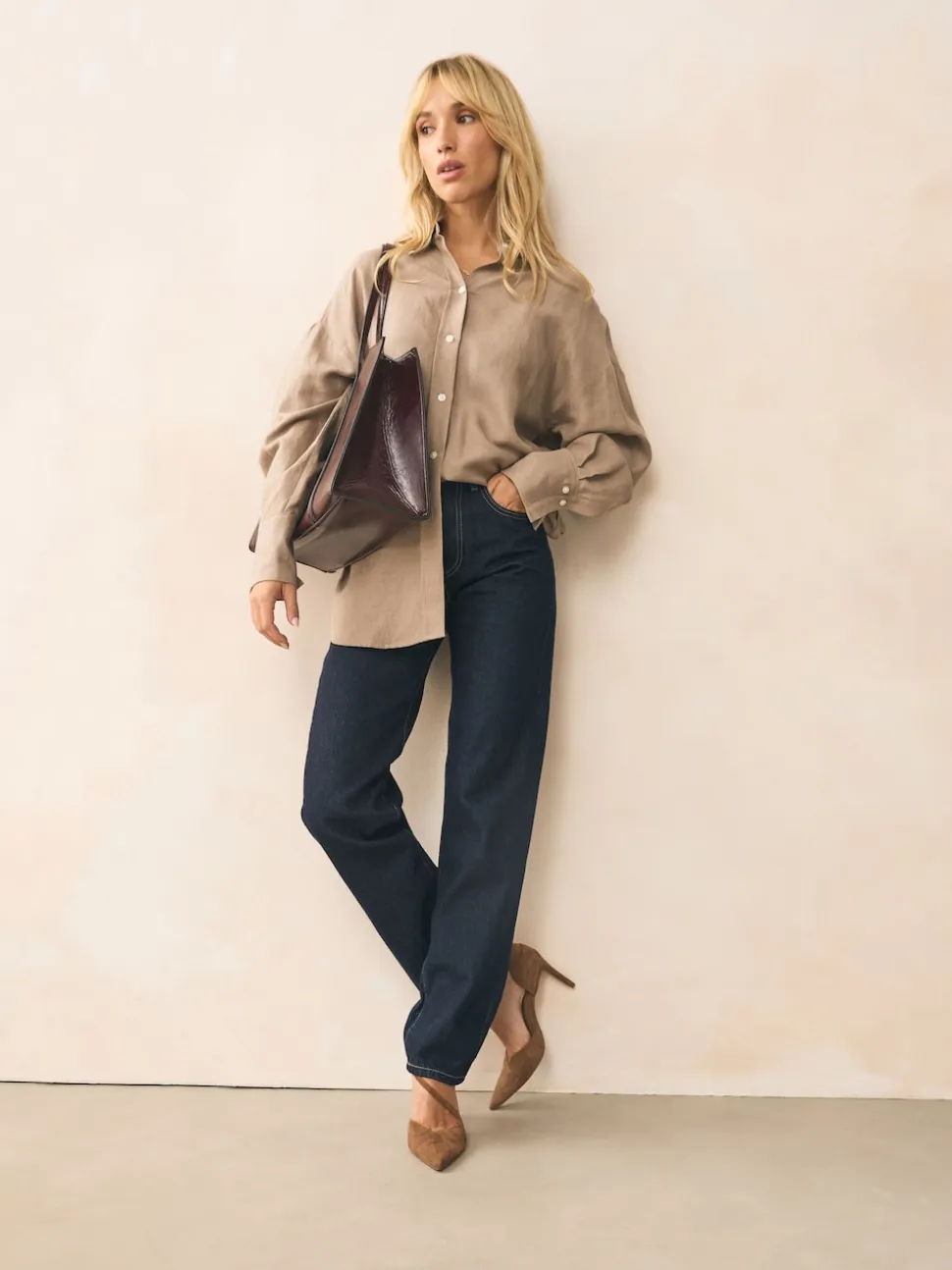 Marron fauve en daim - Talons de cour asymétriques en cuir haut de gamme