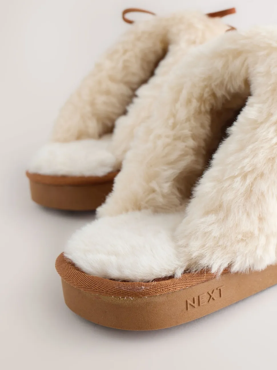 Marron noisette - Chaussons mules doublés de fausse fourrure en daim Stitch