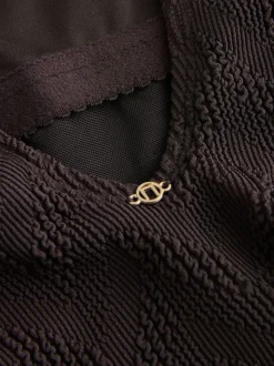 Marron texturé - Maillot de bain gainant à encolure dégagée
