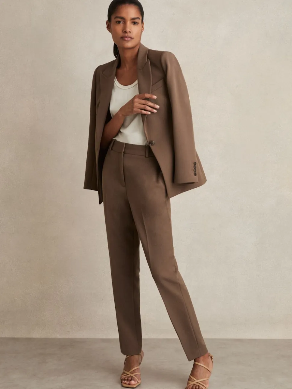 Mink neutre - Blazer de costume droit ajusté Reiss Gabie