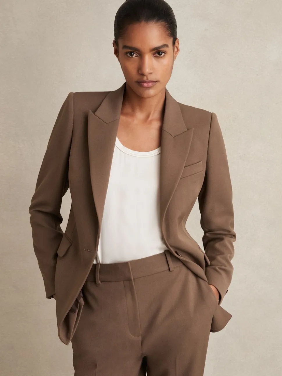 Mink neutre - Blazer de costume droit ajusté Reiss Gabie