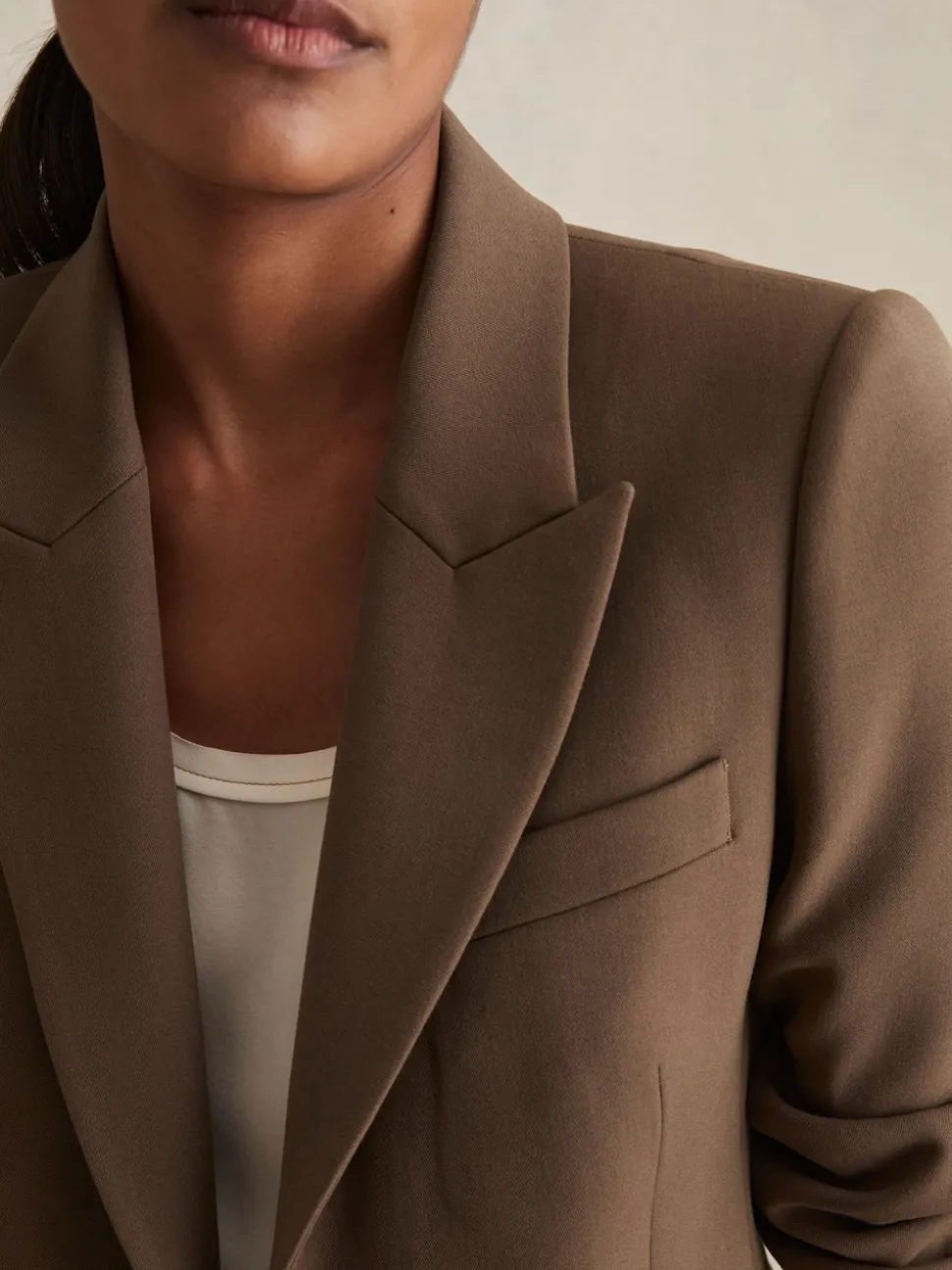 Mink neutre - Blazer de costume droit ajusté Reiss Gabie