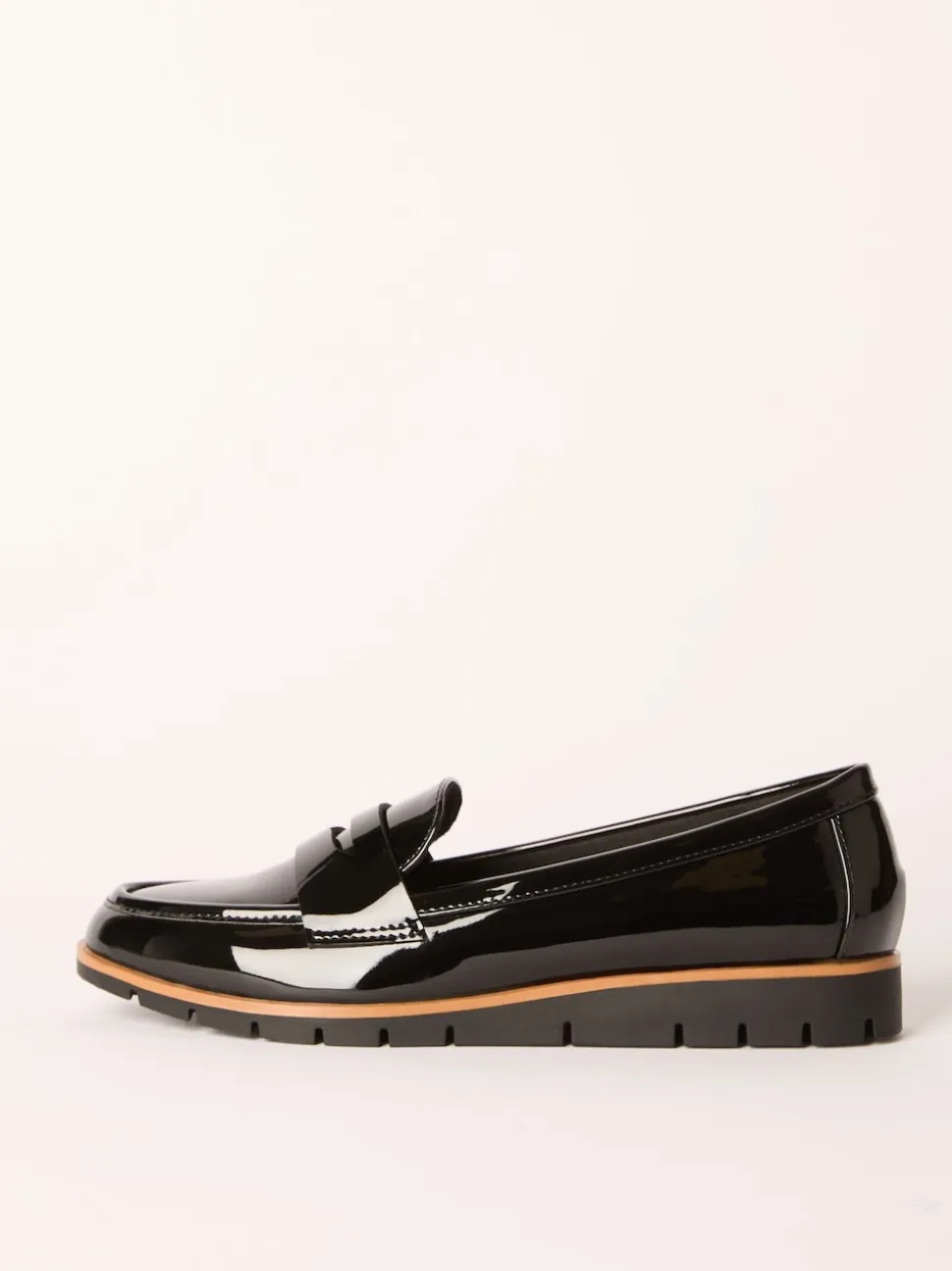 Mocassins plats Friends Like These Comfort en similicuir verni