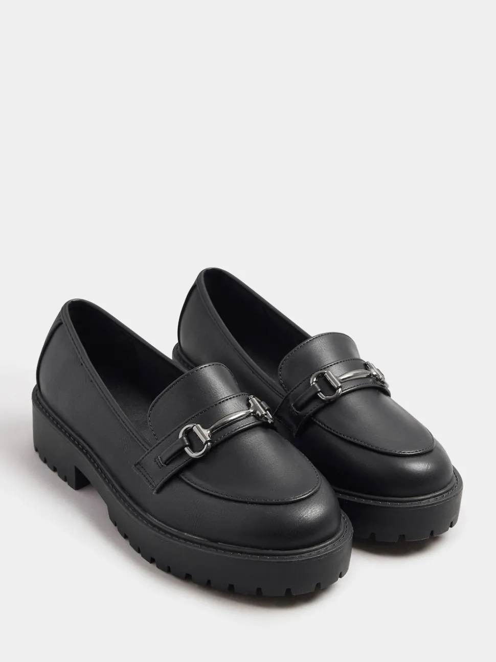 Mocassins Yours Curve coupe large avec détails métalliques