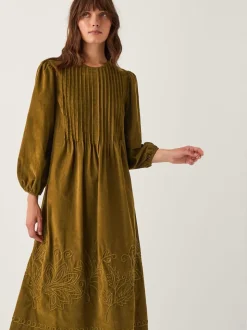 Monsoon Robe mi-longue en velours côtelé brodé Joyce à plis nervurés