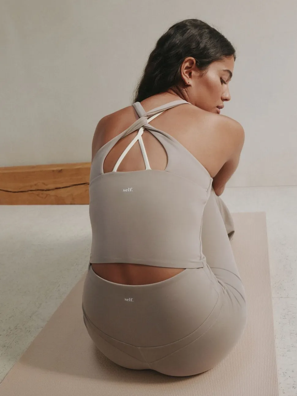 neutre - soi-même. Leggings évasés taille haute