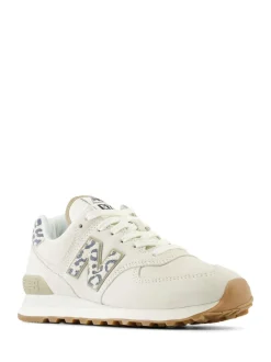 New Balance 574 Trainers