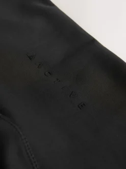 Noir - Active Power Sports Capri Leggings