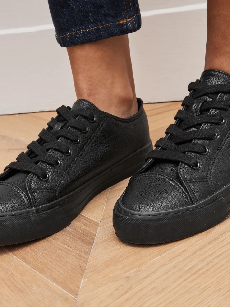Noir - Baskets de baseball vernies