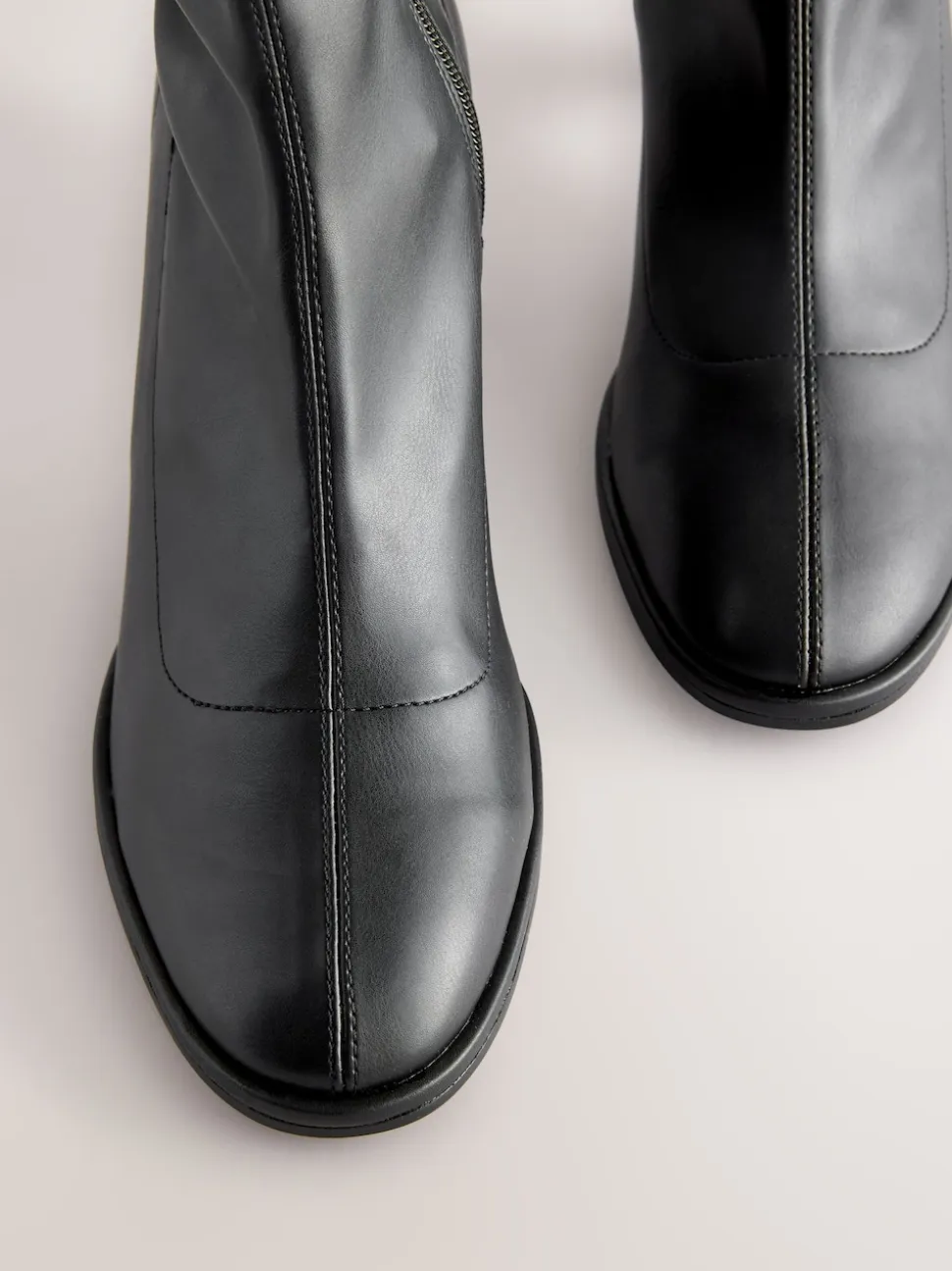 Noir - Bottes chaussettes Forever Comfort® à bout arrondi et hauteur genou