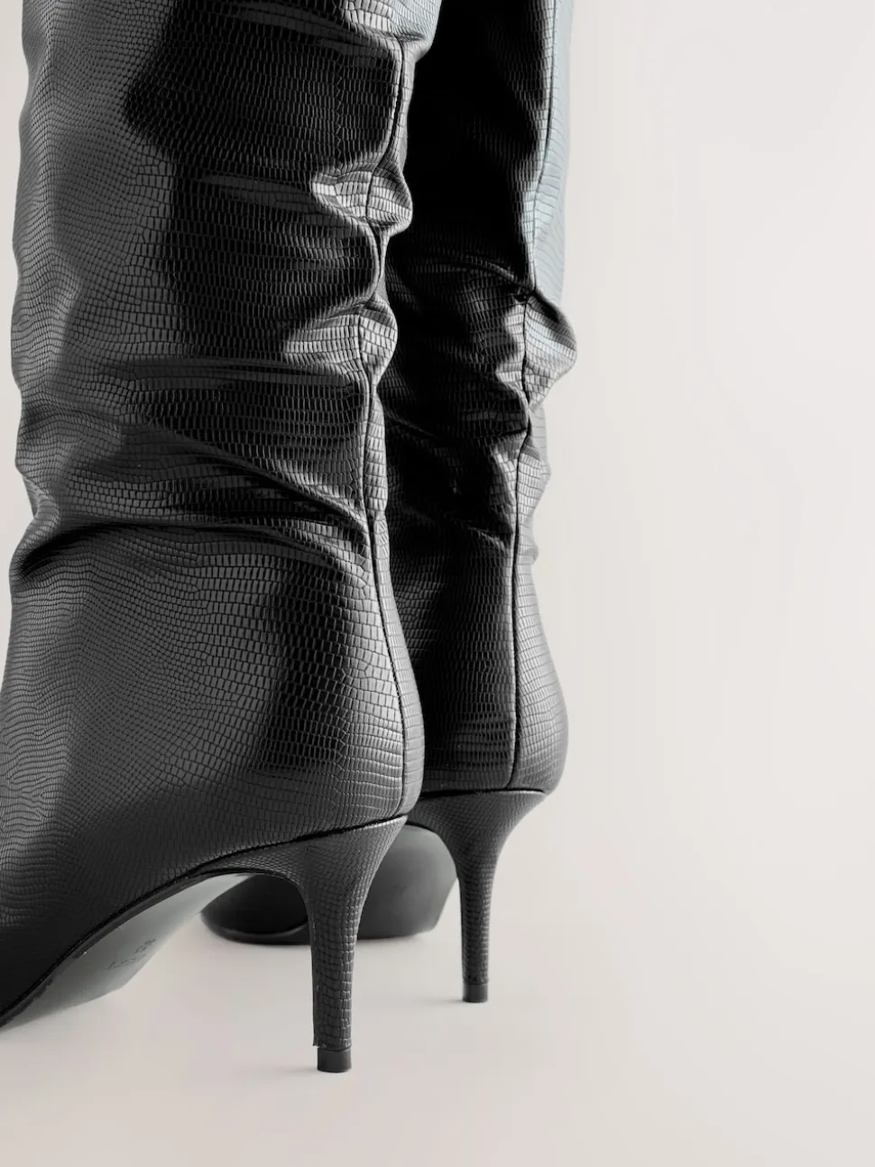 Noir - Bottes Forever Comfort® à talon pointu et souples jusqu’aux genoux