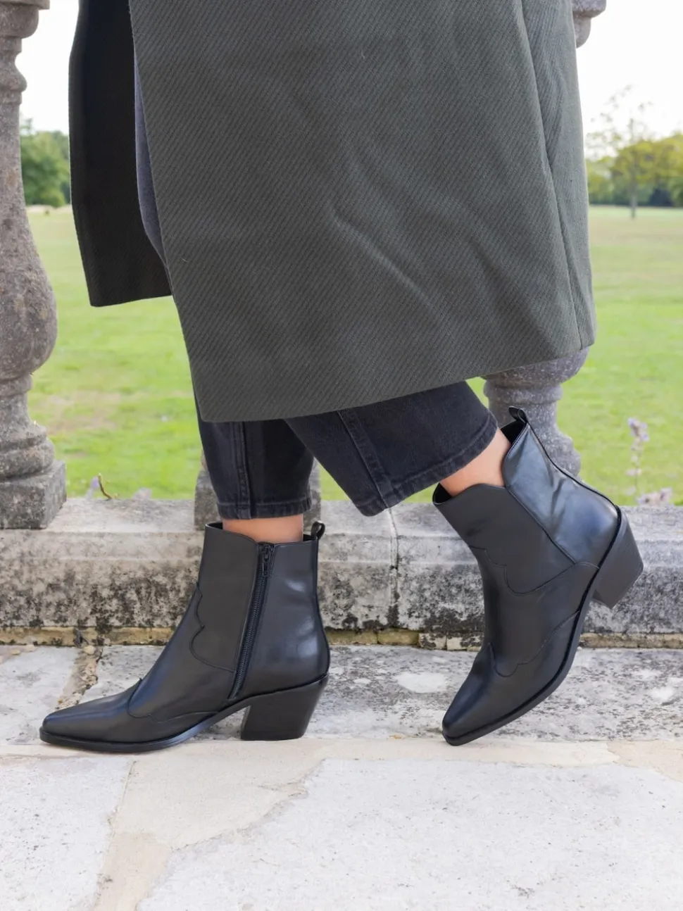 Noir - Bottes western Novo Diablo à talons bas