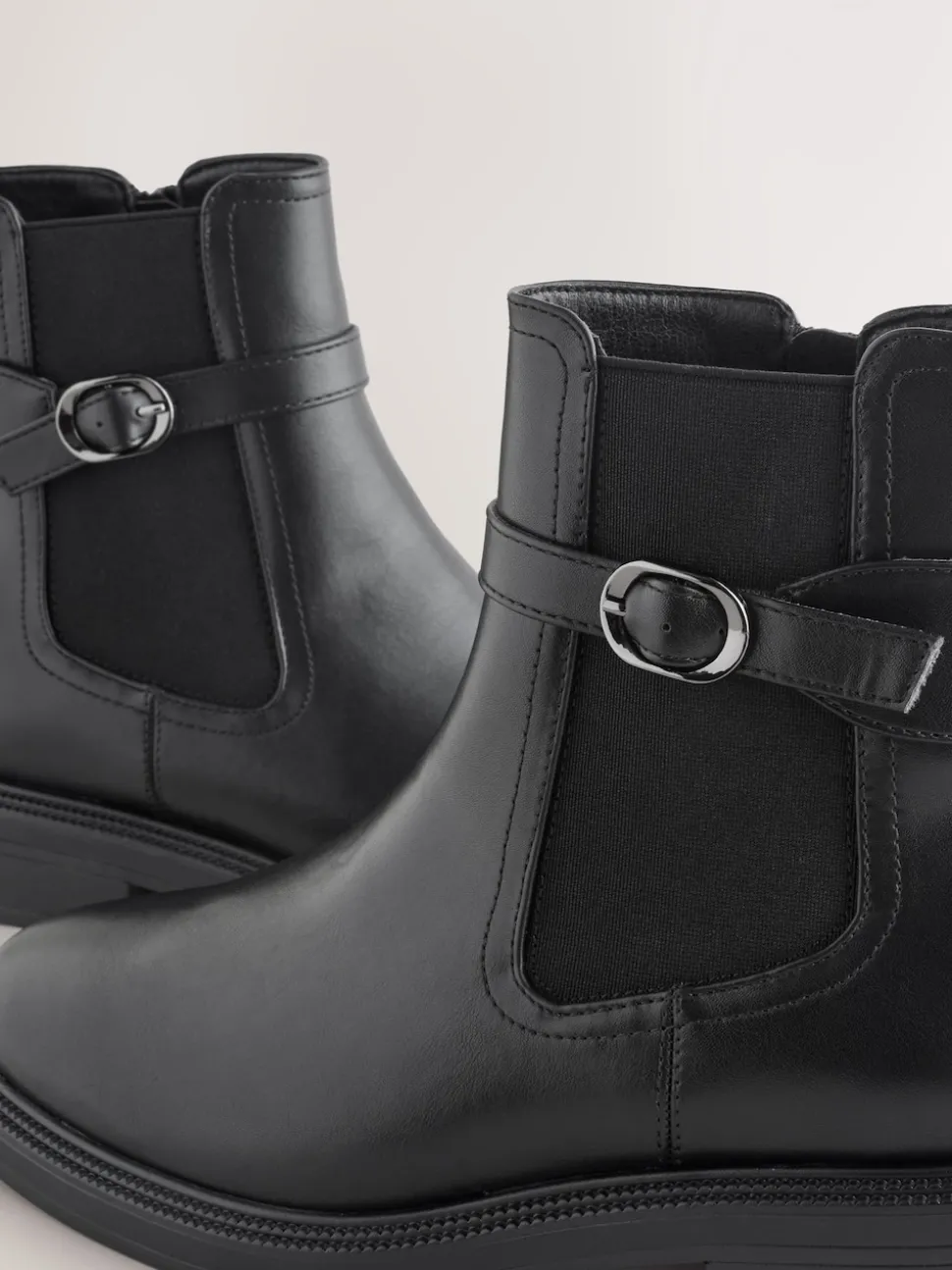 Noir - Bottines Chelsea à boucles