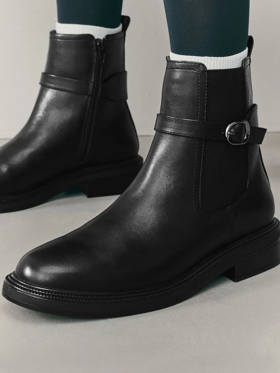 Noir - Bottines Chelsea à boucles