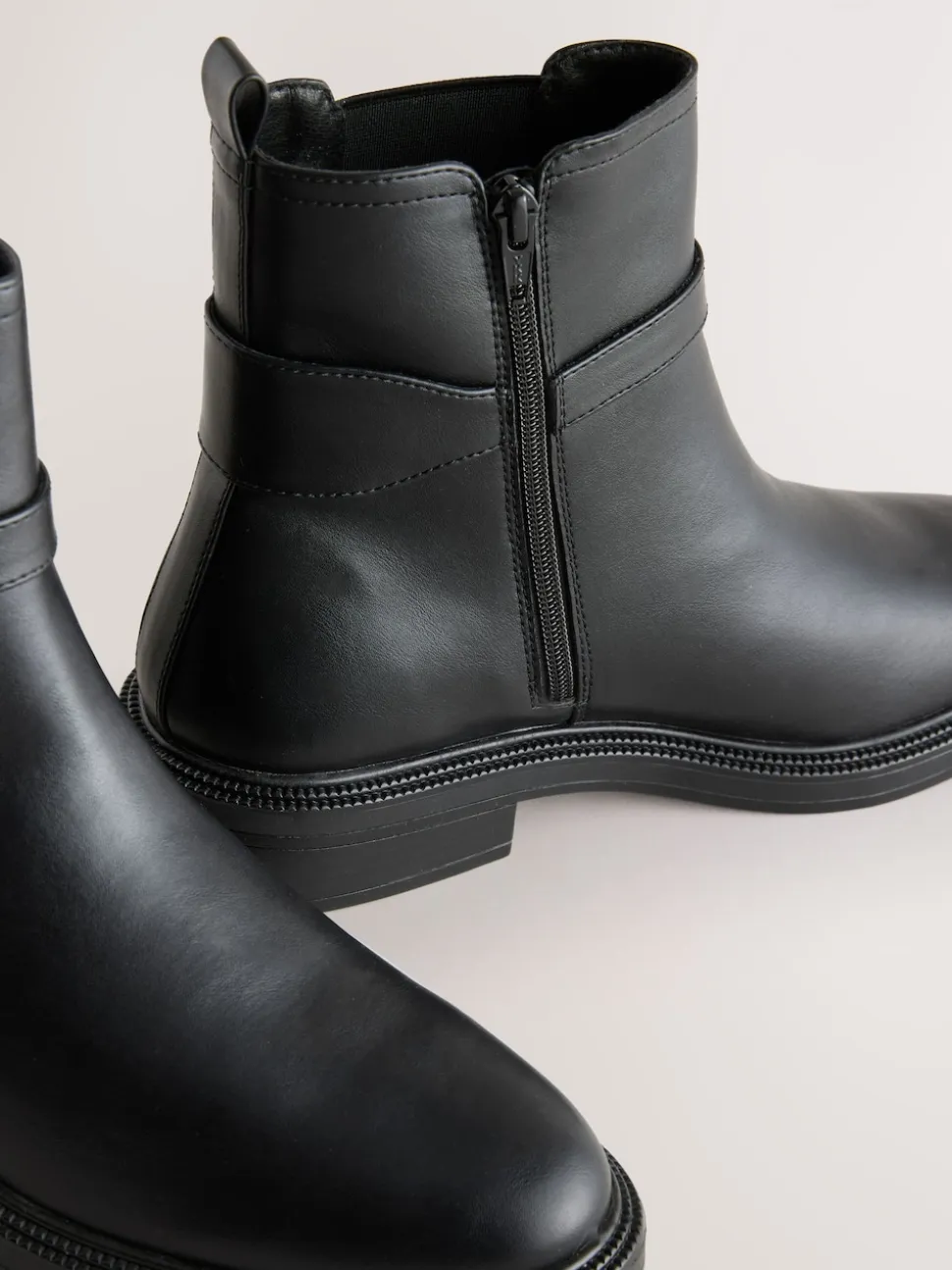 Noir - Bottines Chelsea à boucles