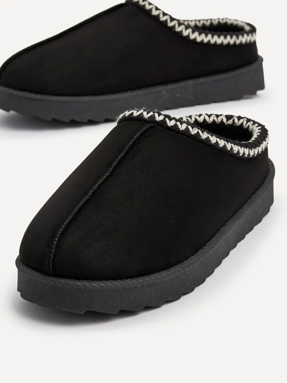Noir - Chaussons Linzi Tana en faux daim à enfiler