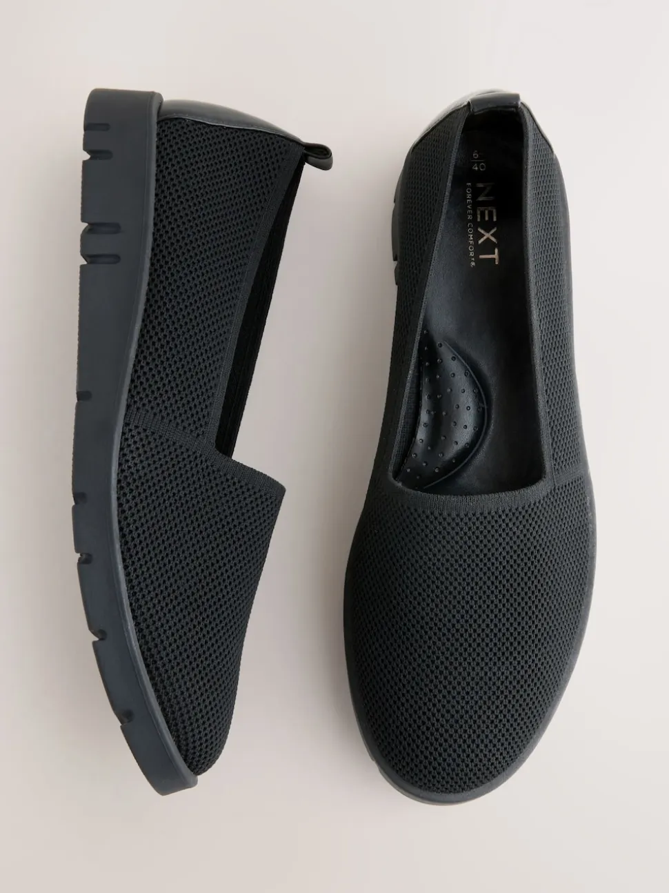 Noir - Chaussures à enfiler Forever Comfort® en maille