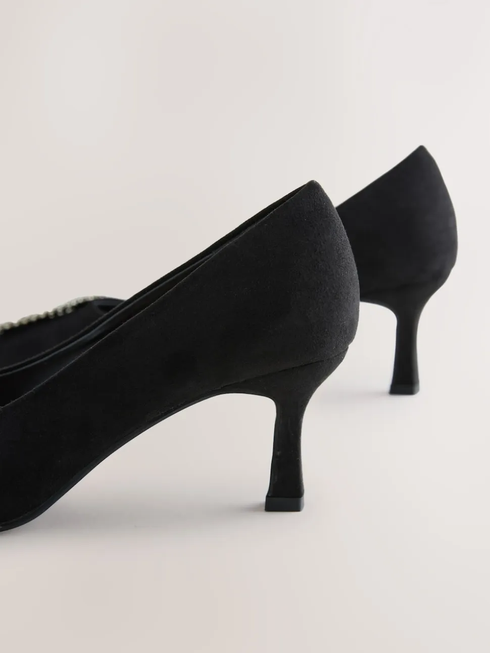 Noir - Chaussures à talons pointus Forever Comfort avec bijoux