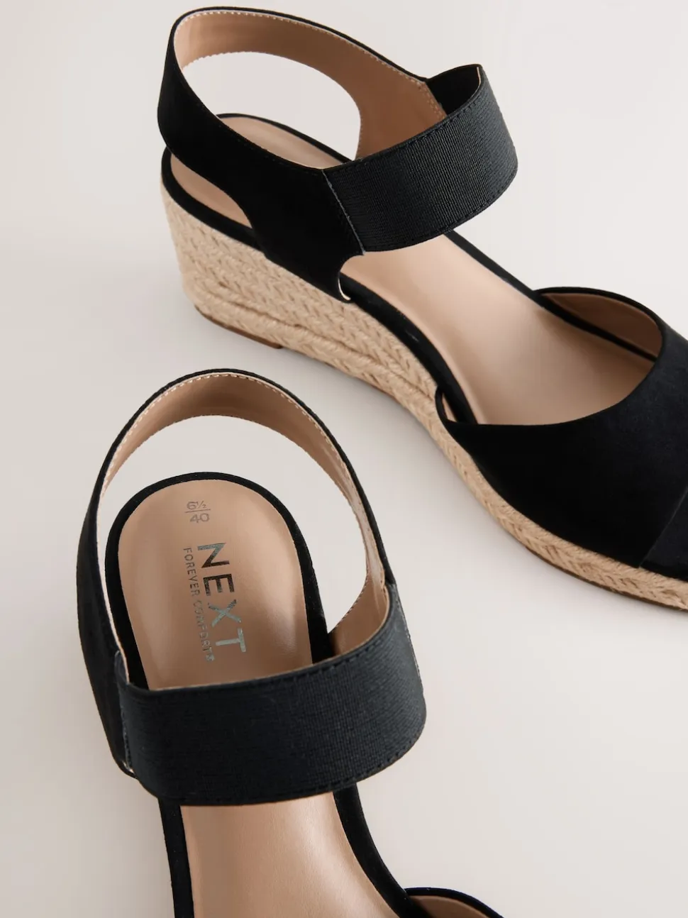 Noir - Chaussures compensées à bout élastique avec brides