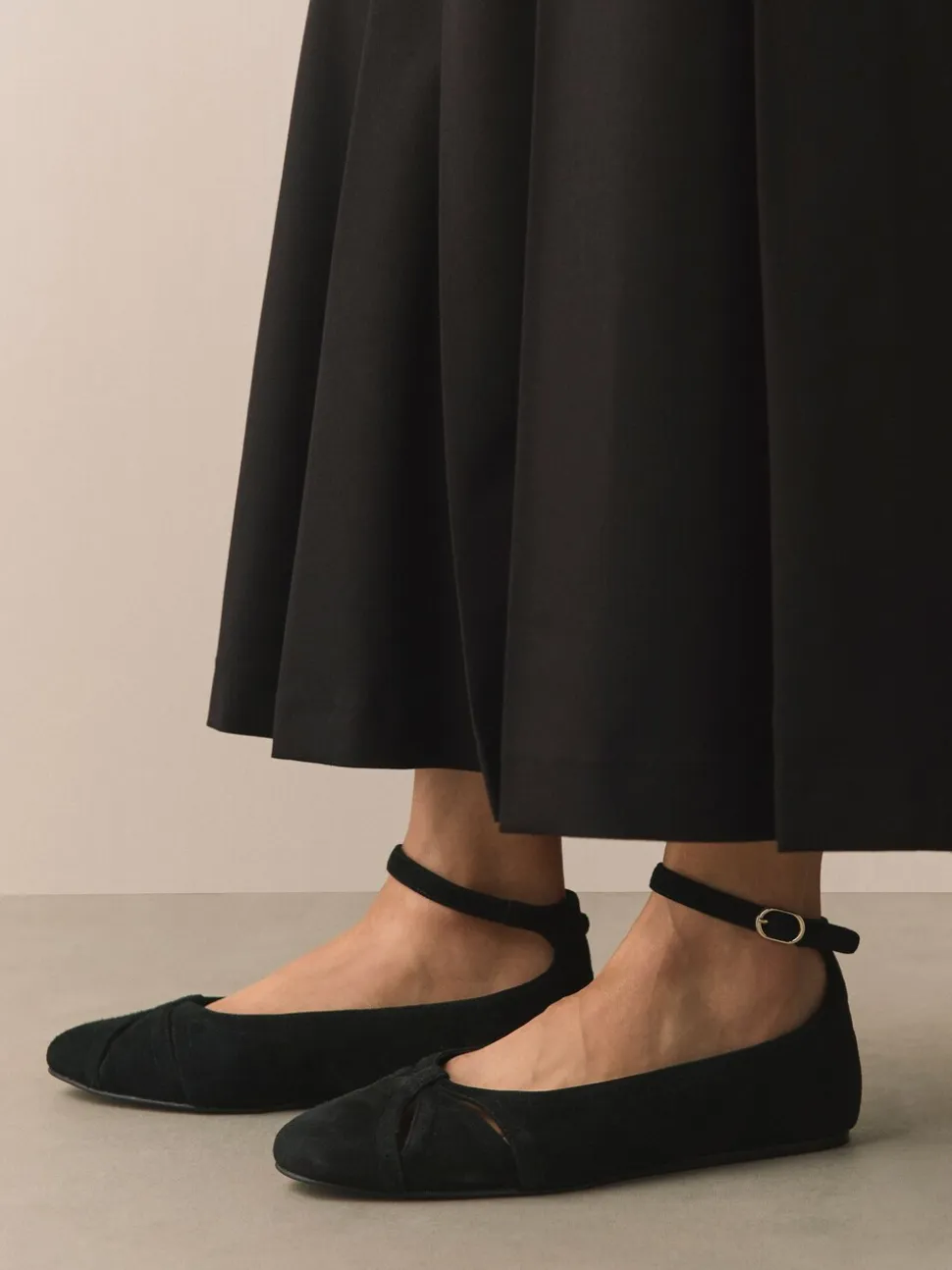 Noir - Chaussures plates Forever Comfort® en cuir avec bride à la cheville