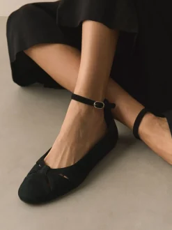 Noir - Chaussures plates Forever Comfort® en cuir avec bride à la cheville