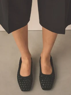 Noir - Chaussures plates tissées en cuir Forever Comfort®