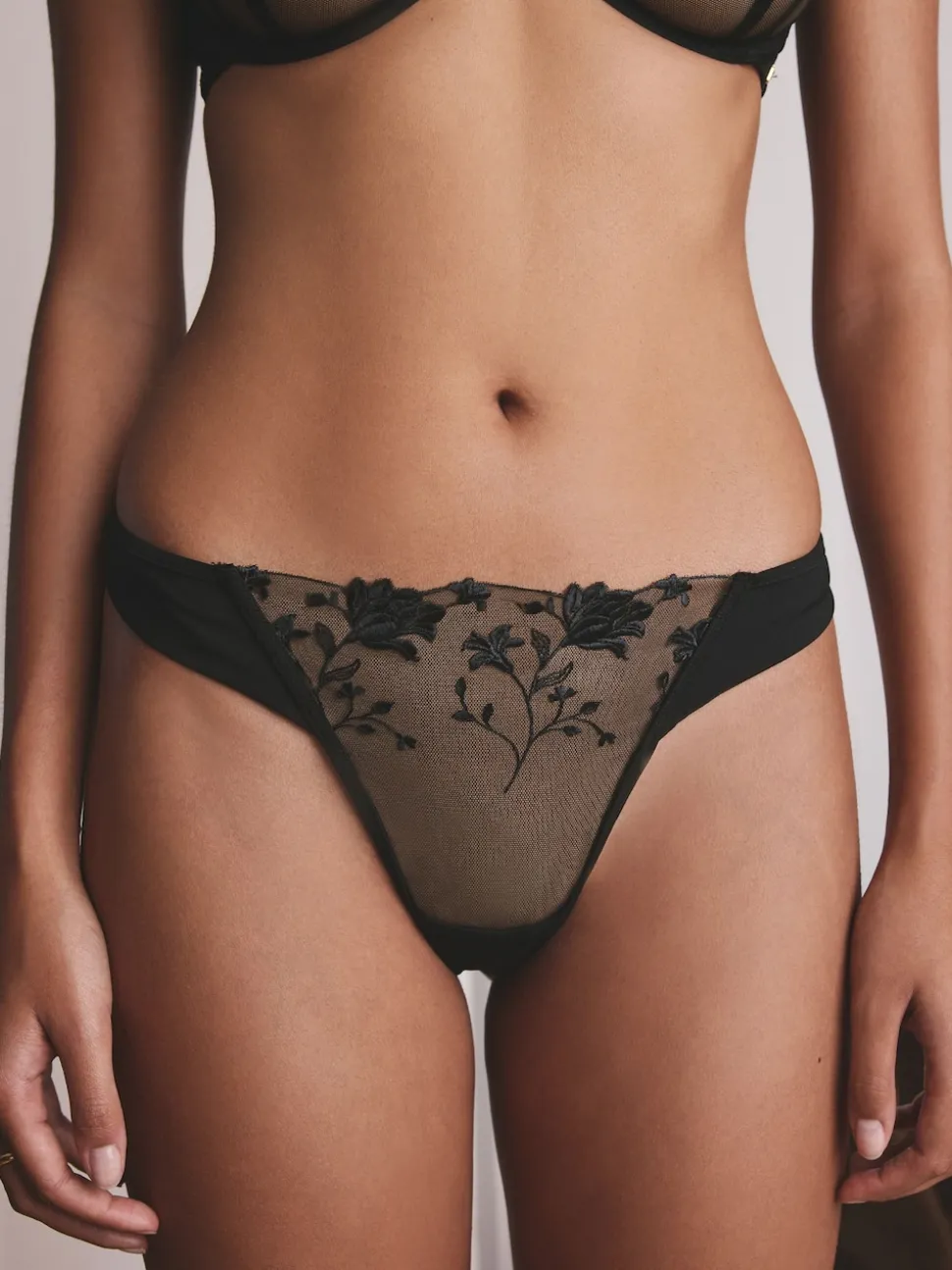 Noir - Culotte brodée fleuri Premium Suisse