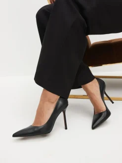 Noir - Escarpins en cuir à bout pointu