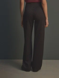 Noir à fines rayures - Pantalon ample en jersey point de Rome lissant