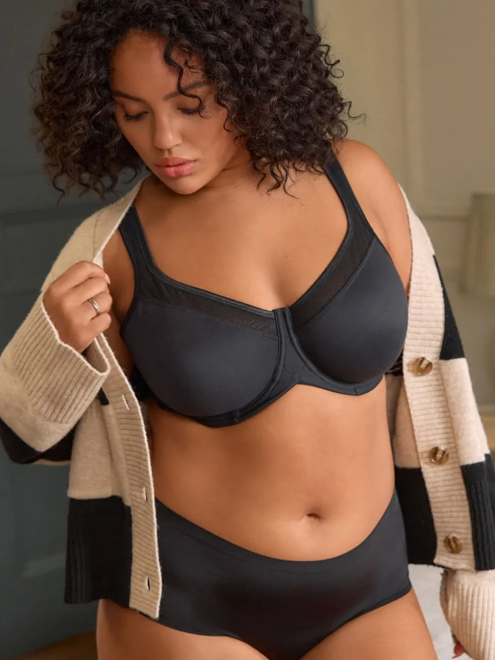 Noir - F-K Ultimate Support Cotton Minimiser Soutien-gorge à bretelles rembourré