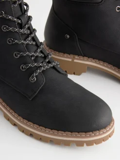 Noir - Forever Comfort® Casual Lace-Up Ankle Boots