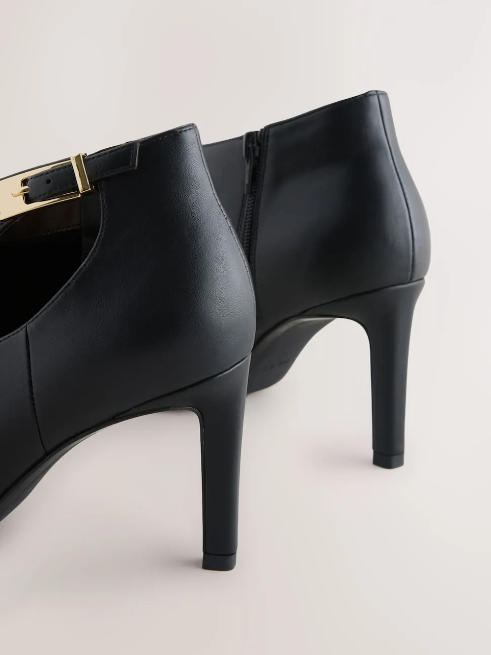 Noir - Forever Comfort® Open Side Shoe Boots