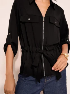 Noir - Friends Like These chemise de style utilitaire à nouer à la taille
