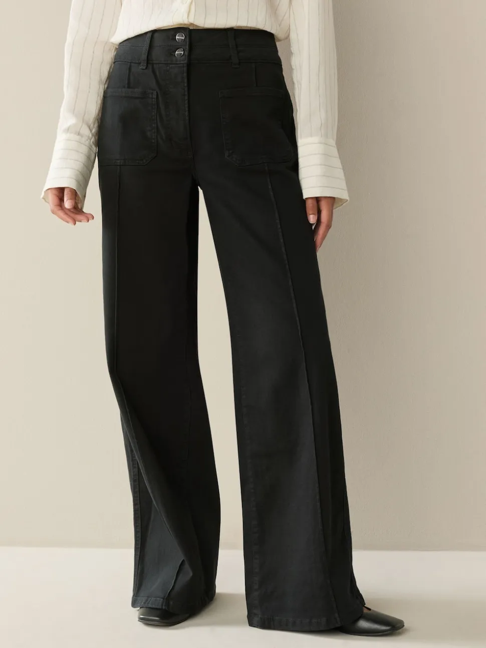 Noir - Jean Ample Slim Lift and Shape