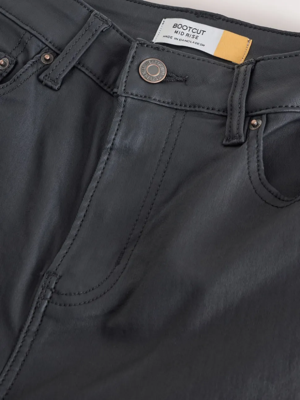 Noir - Jean bootcut enduit