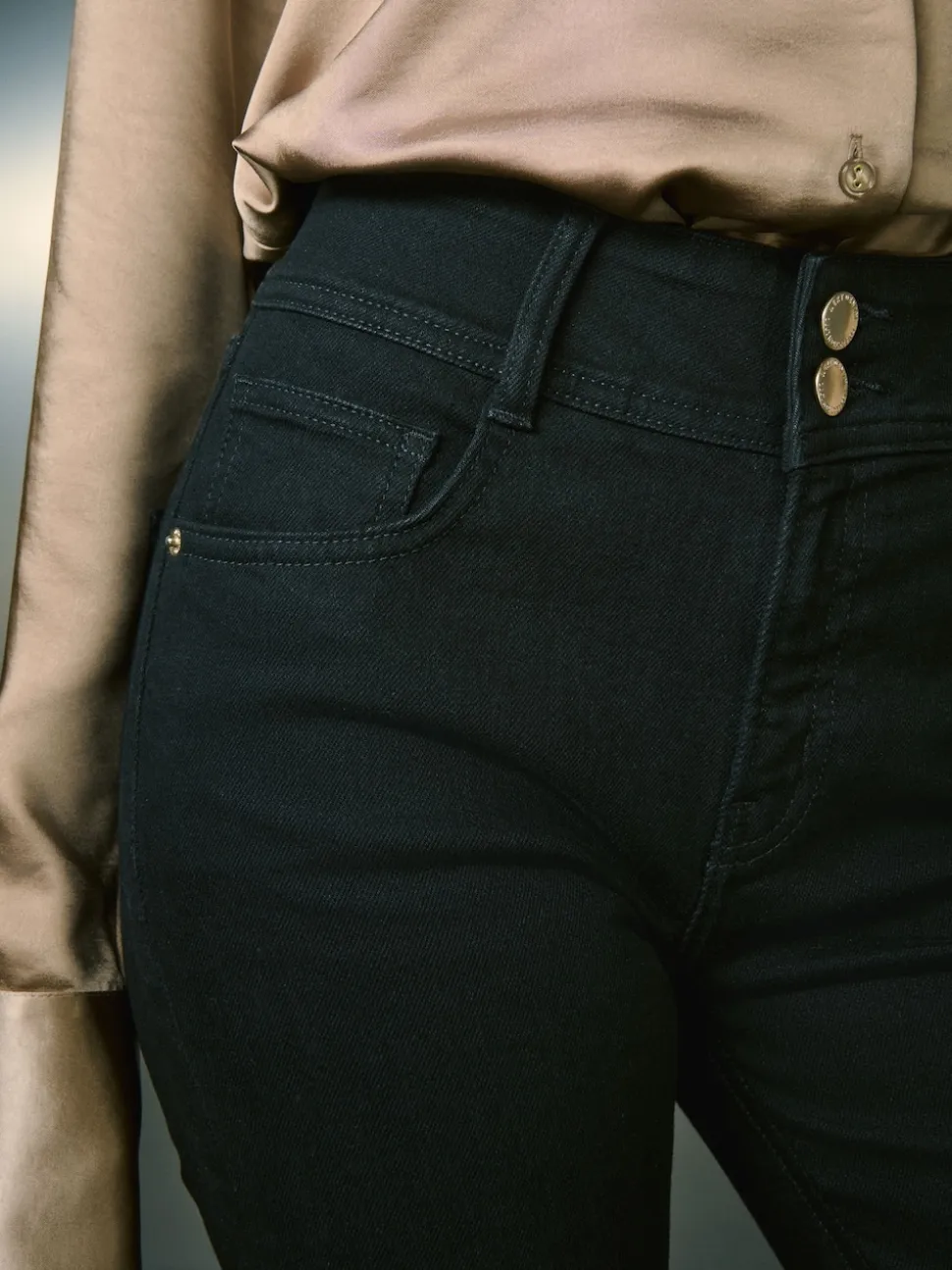 Noir - Jean évasé extensible à taille haute