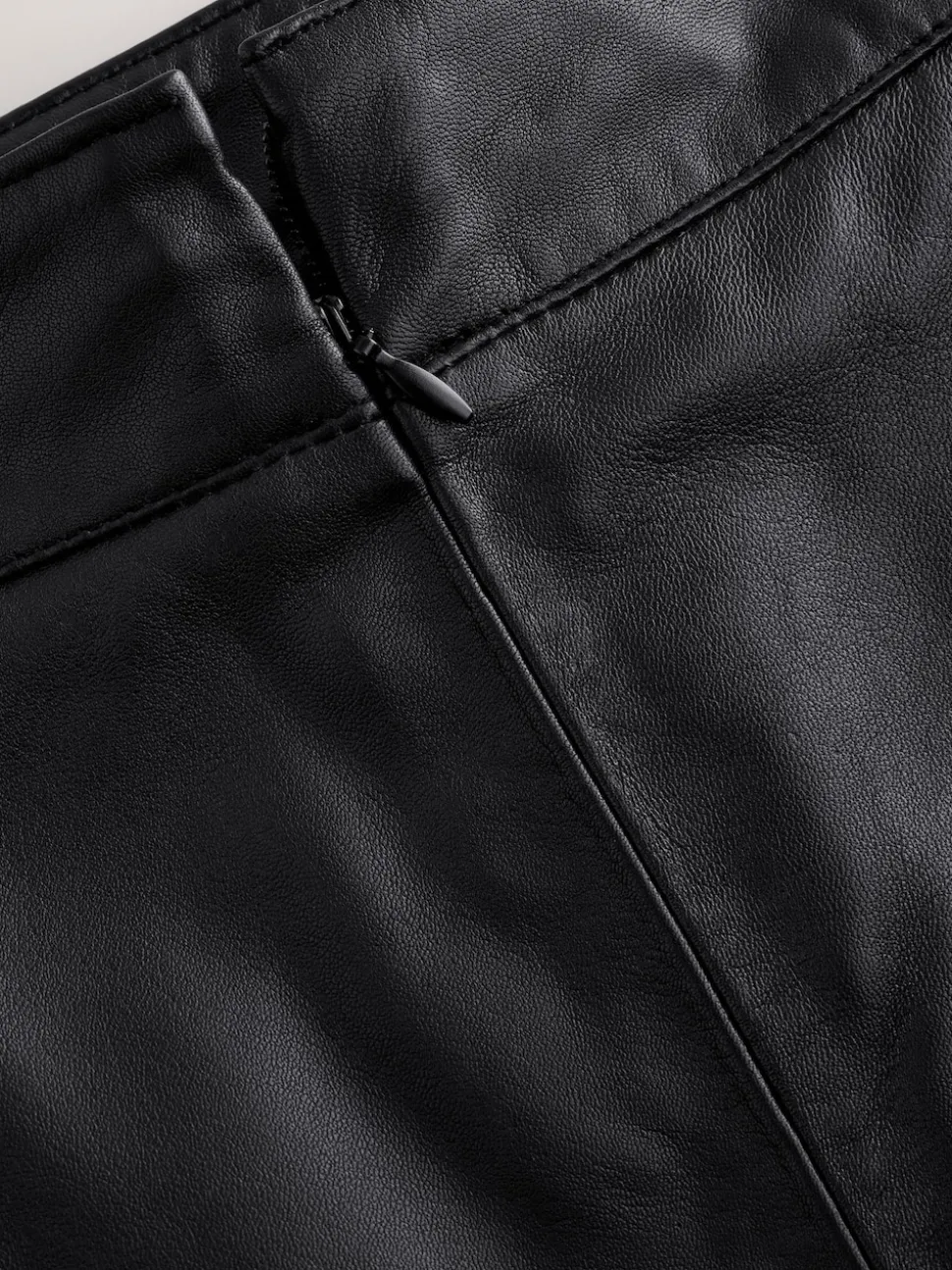Noir - Jupe crayon N. Premium en cuir véritable