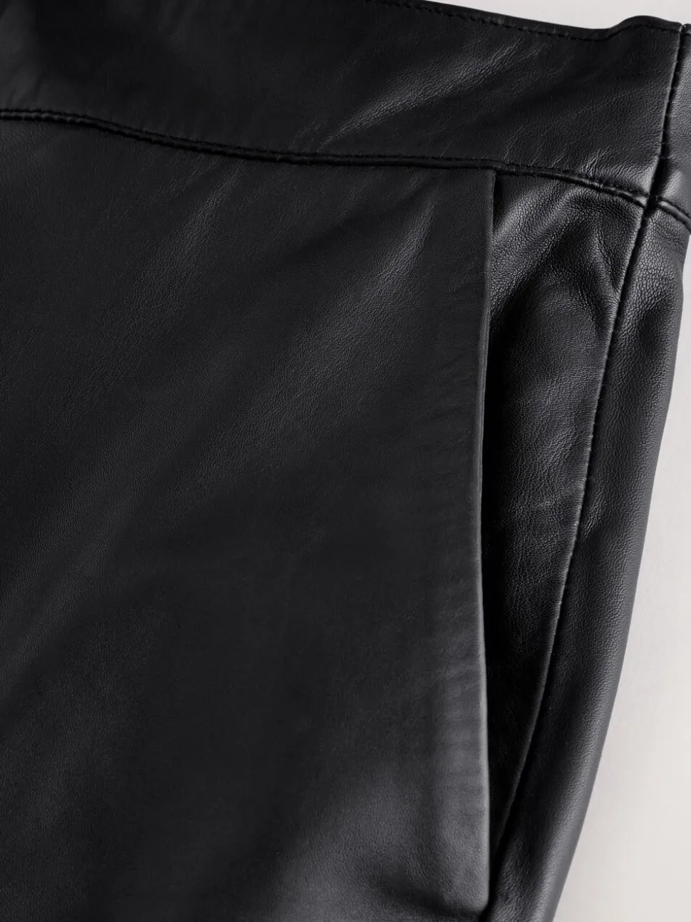 Noir - Jupe crayon N. Premium en cuir véritable