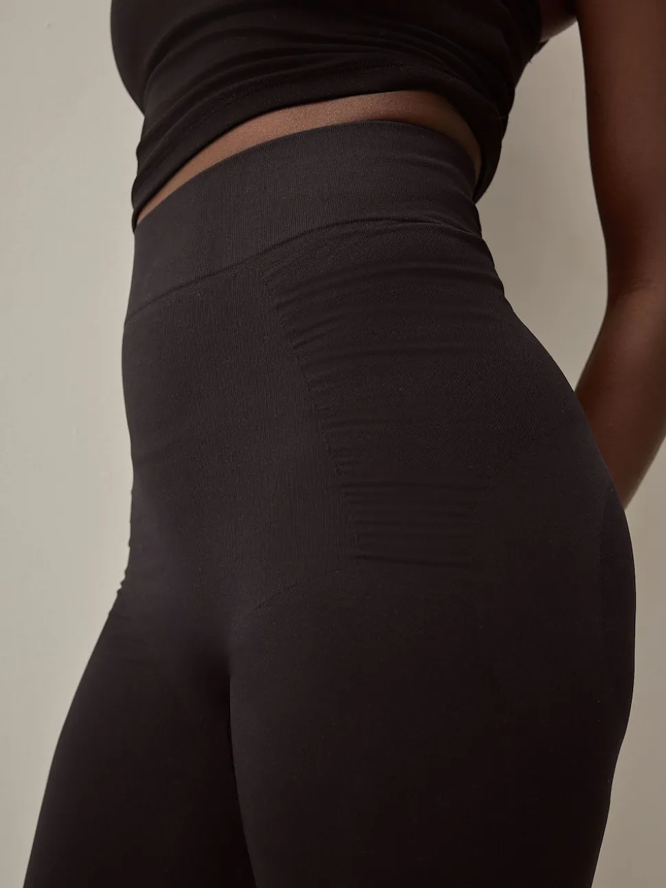 Noir - Leggings moulants sans couture avec contrôle de l'abdomen
