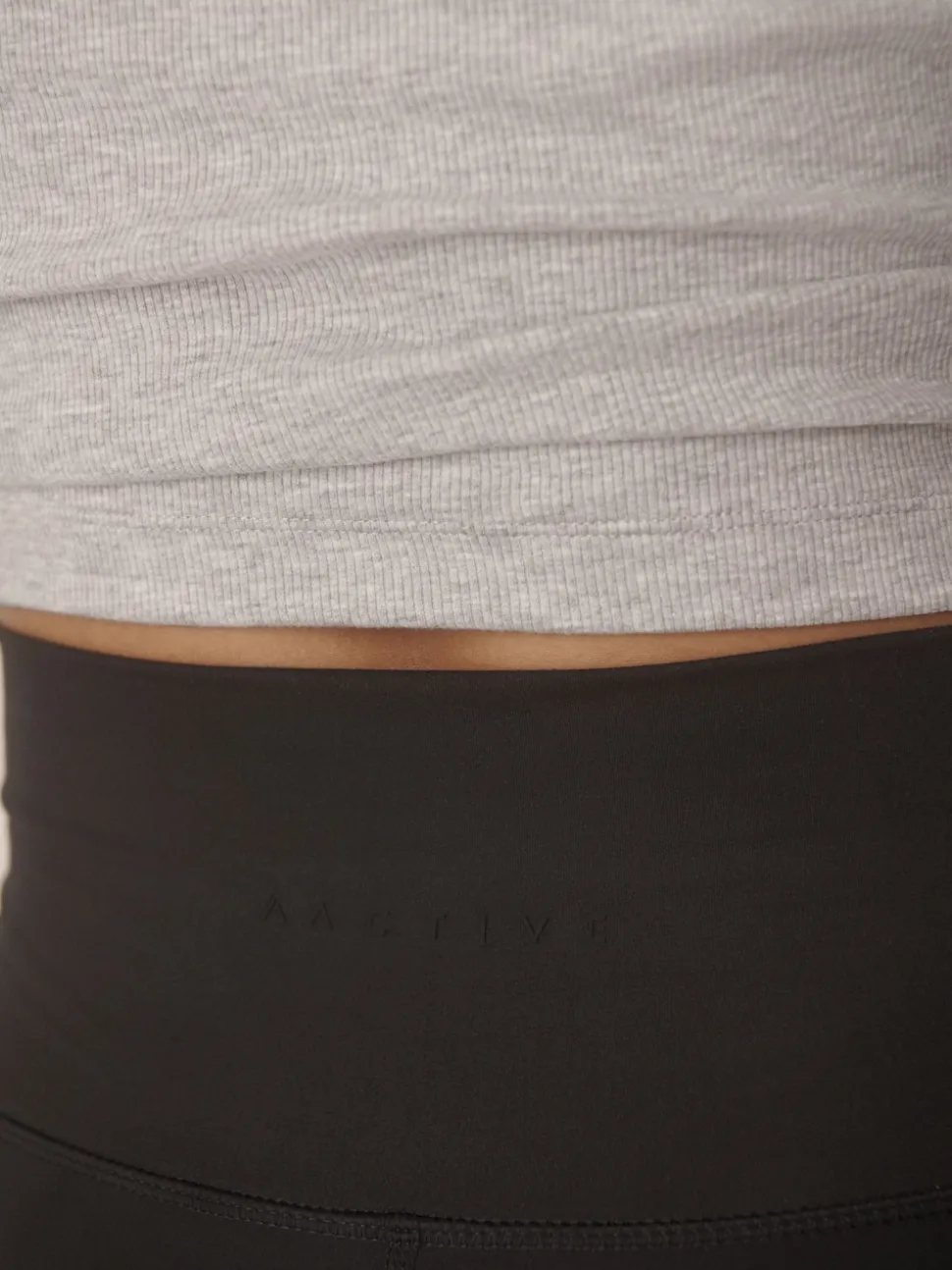 Noir - Leggings évasés Active Balance enveloppants sur le devant