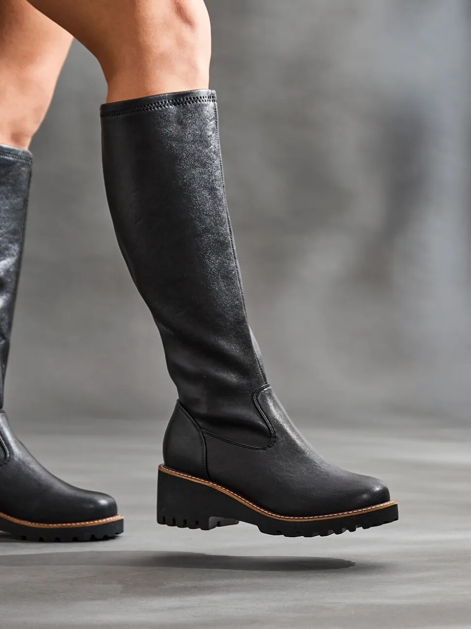 Noir - Linzi Bottes compensées hautes extensibles