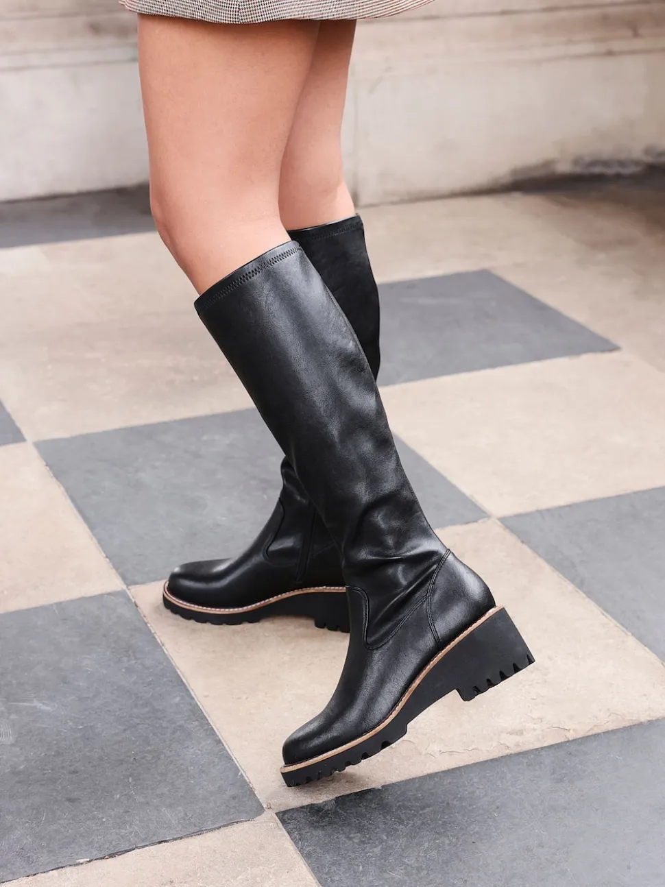 Noir - Linzi résistantes aux bottes compensées hautes stretch