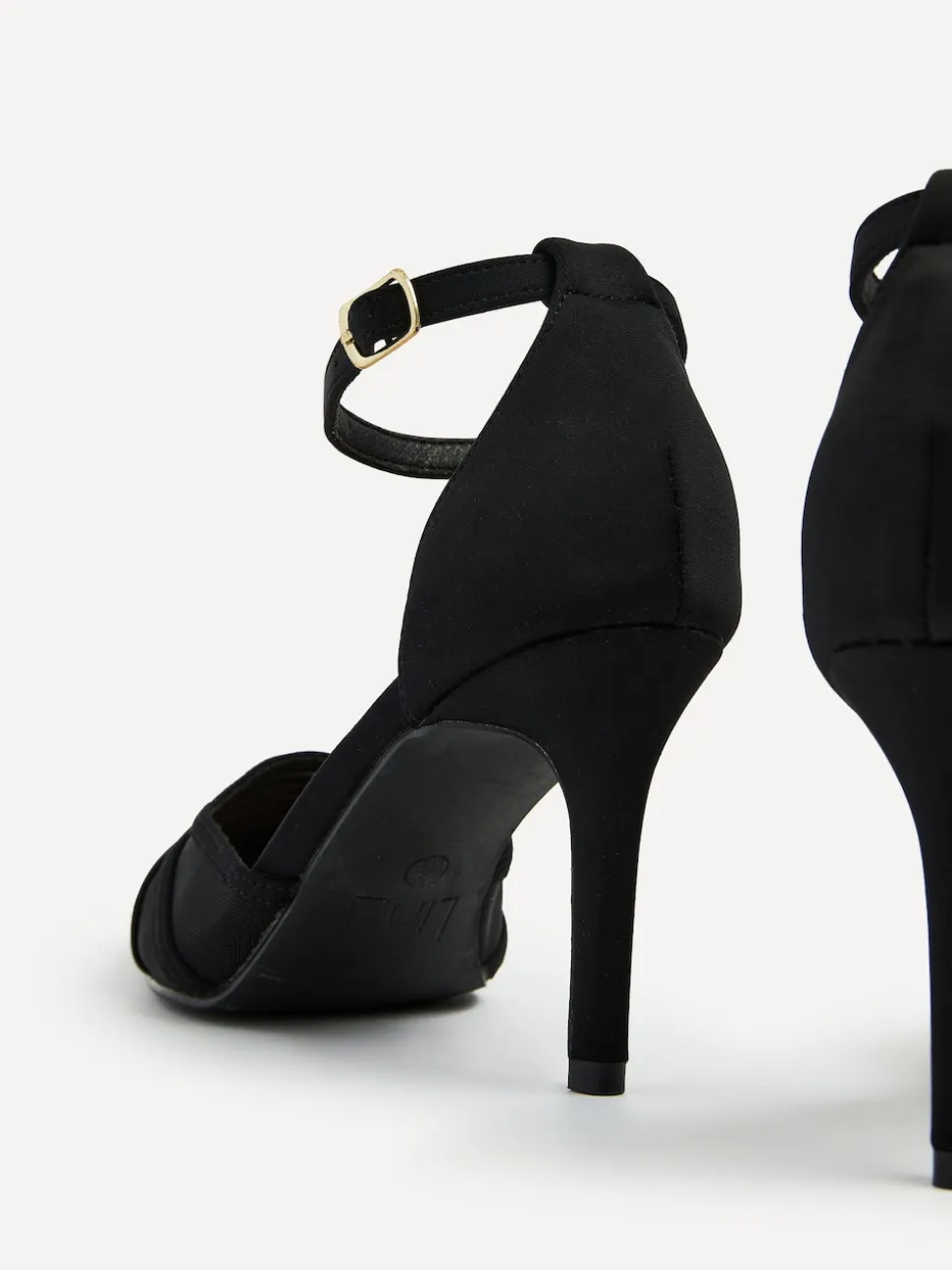Noir - Linzi talons aiguilles Serri Court avec détail en maille avant