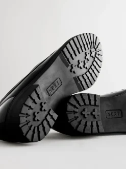 Noir - Mocassins vernis à glands avec détails métalliques