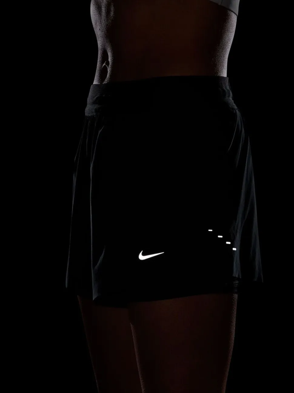 Noir - Nike Shorts de course Swift Dri-FIT Milieu 2à1