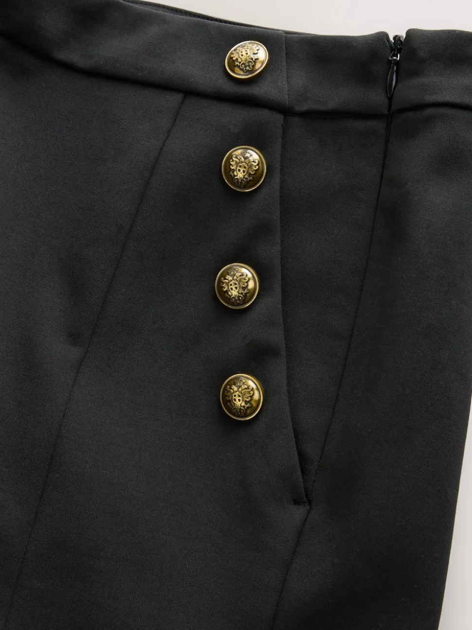 Noir - Pantalon large en Ponte avec boutons dorés